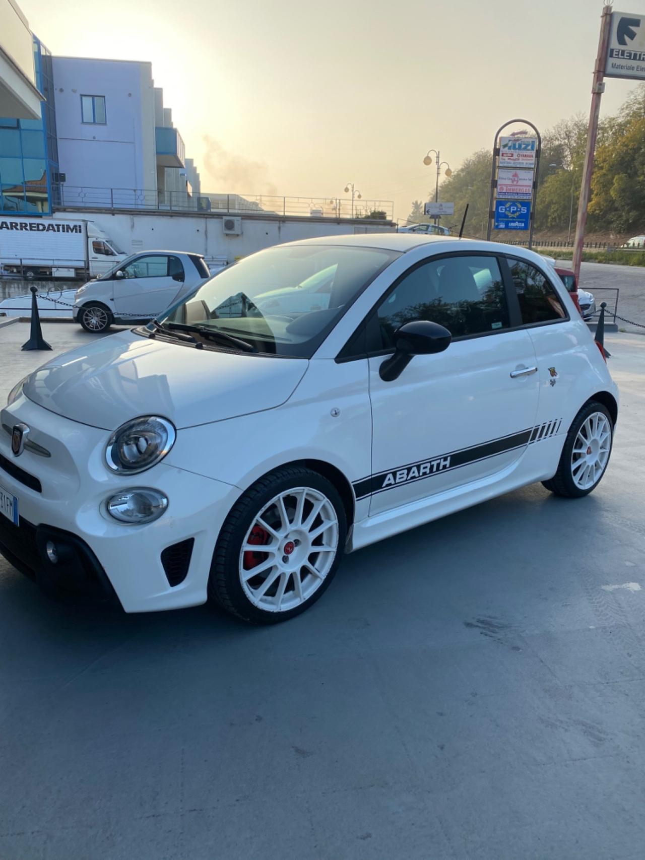 Abarth 595 1.4 Turbo T-Jet 145 CV