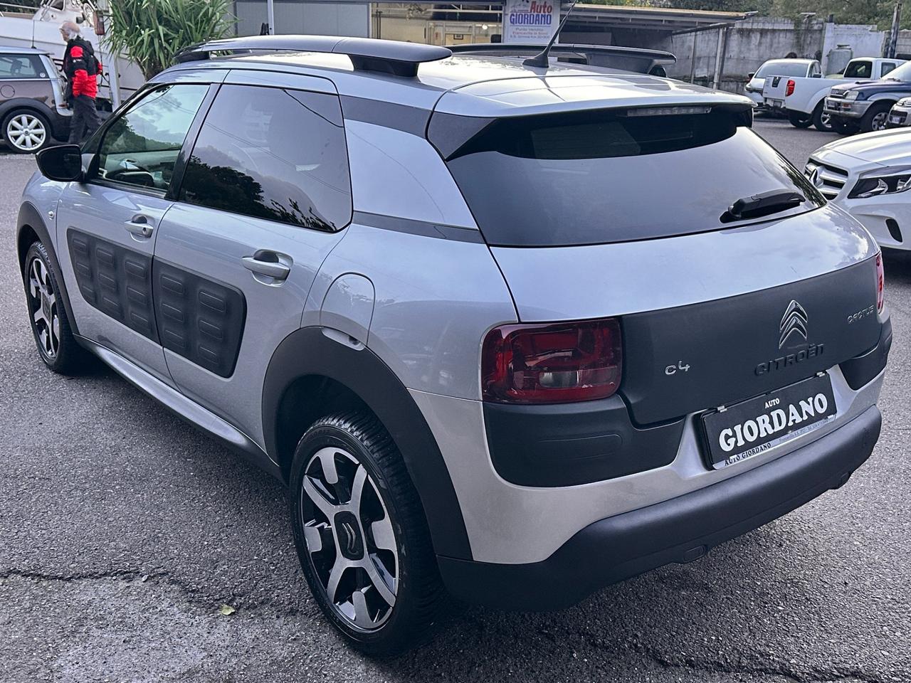 Citroen C4 Cactus BlueHDi 100 S&S Shine