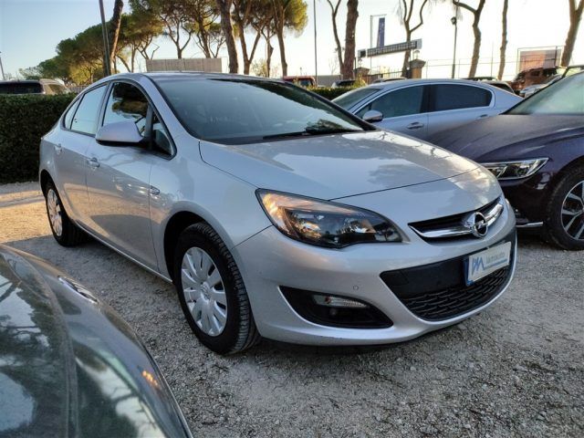 OPEL Astra 1.6 CDTi 136CV Elective CRUISE,CLIMA ..