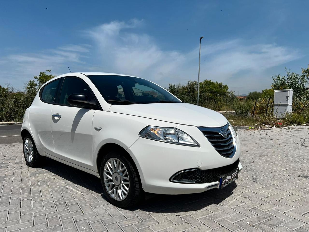 Lancia Ypsilon 1.3MLJT COME NUOVA CHIAMA 2014
