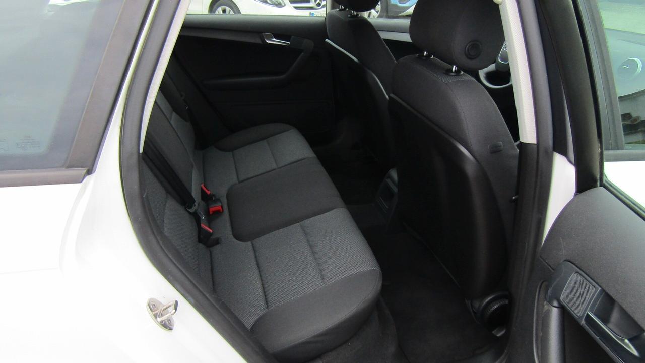 Audi A3 1.6 Attraction