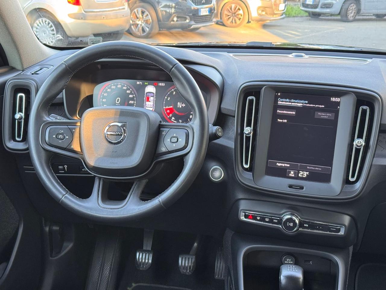 Volvo XC40 Essential T2 #50070