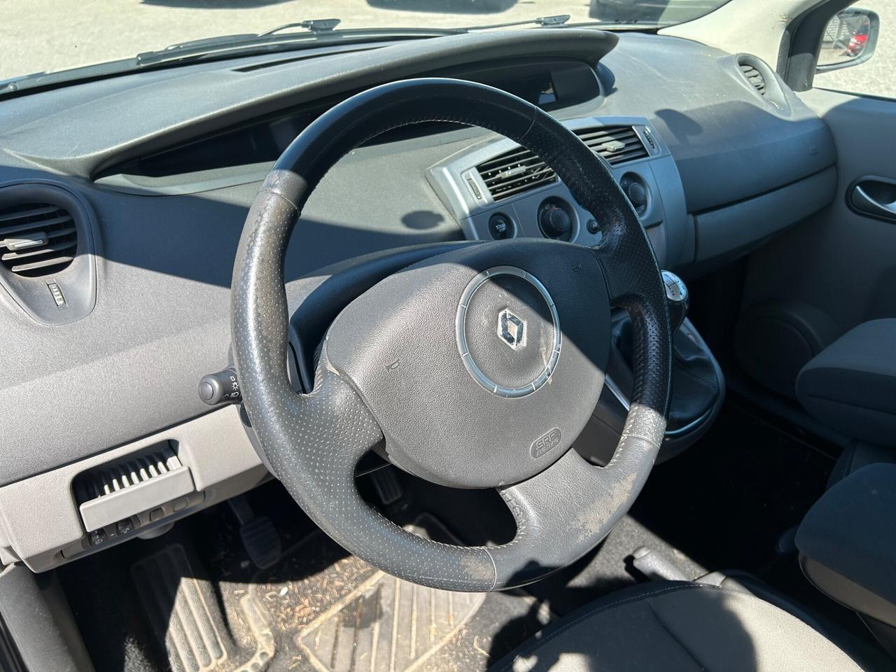 Renault Scenic 1.6 16V GPL