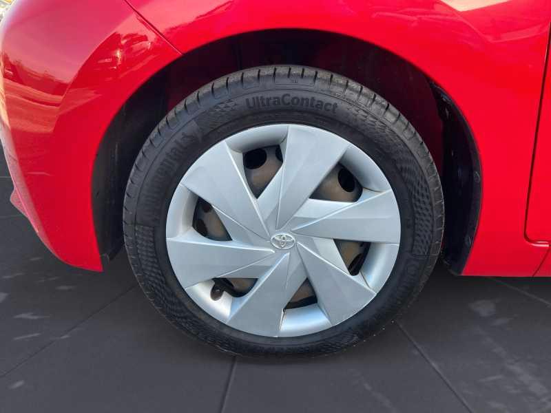TOYOTA Aygo 5p 1.0 x-play AuToMaTica