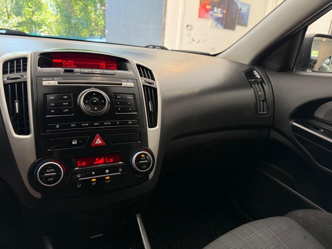 Kia Ceed 1.6 DIESEL NEOPATENTATI