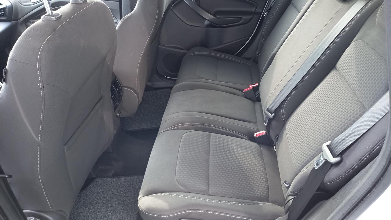 Ford Kuga 2.0 TDCI 120 CV S&S 2WD Powershift Business