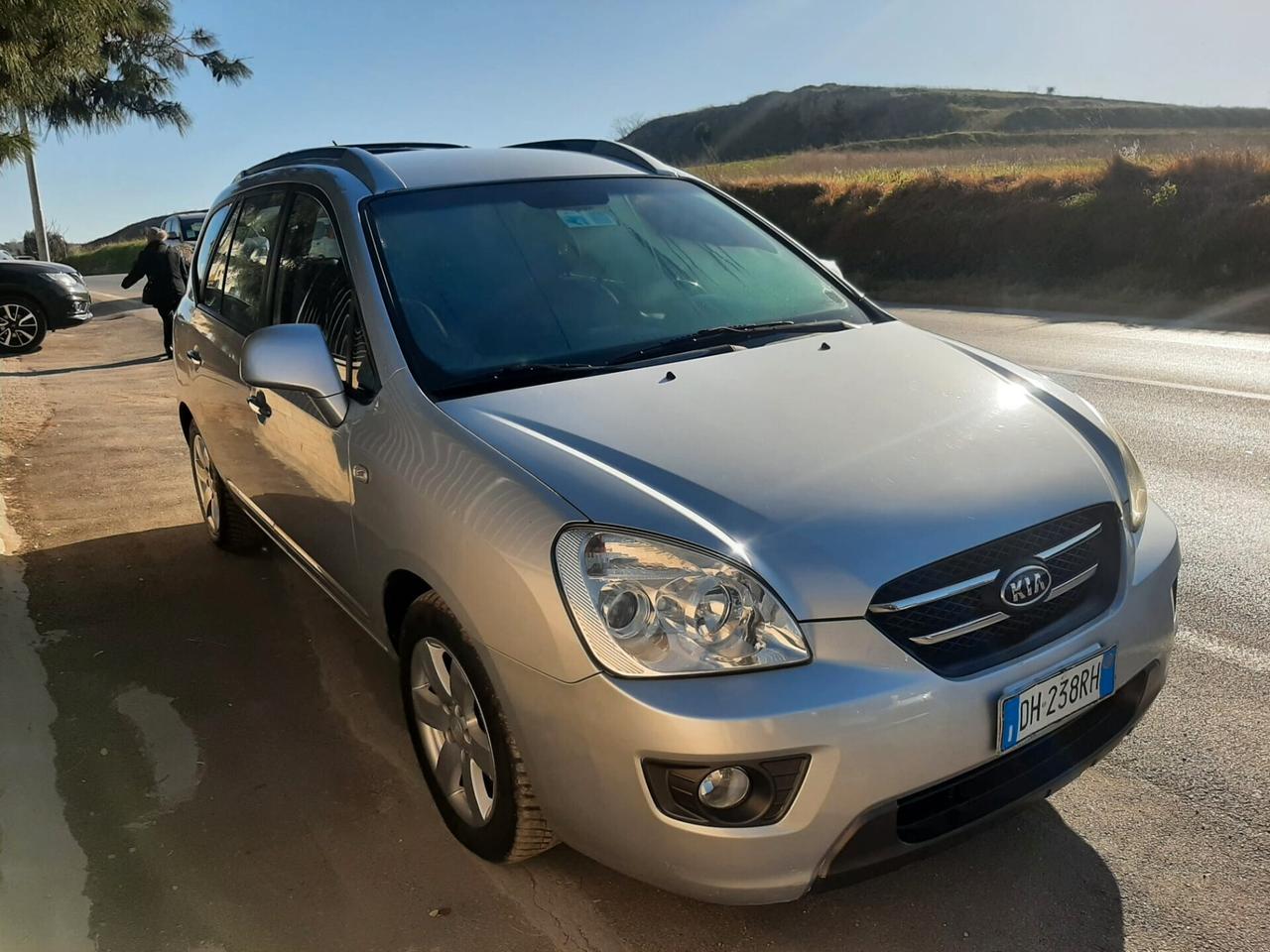 Kia Carens 2.0 16V CRDi VGT LX Family