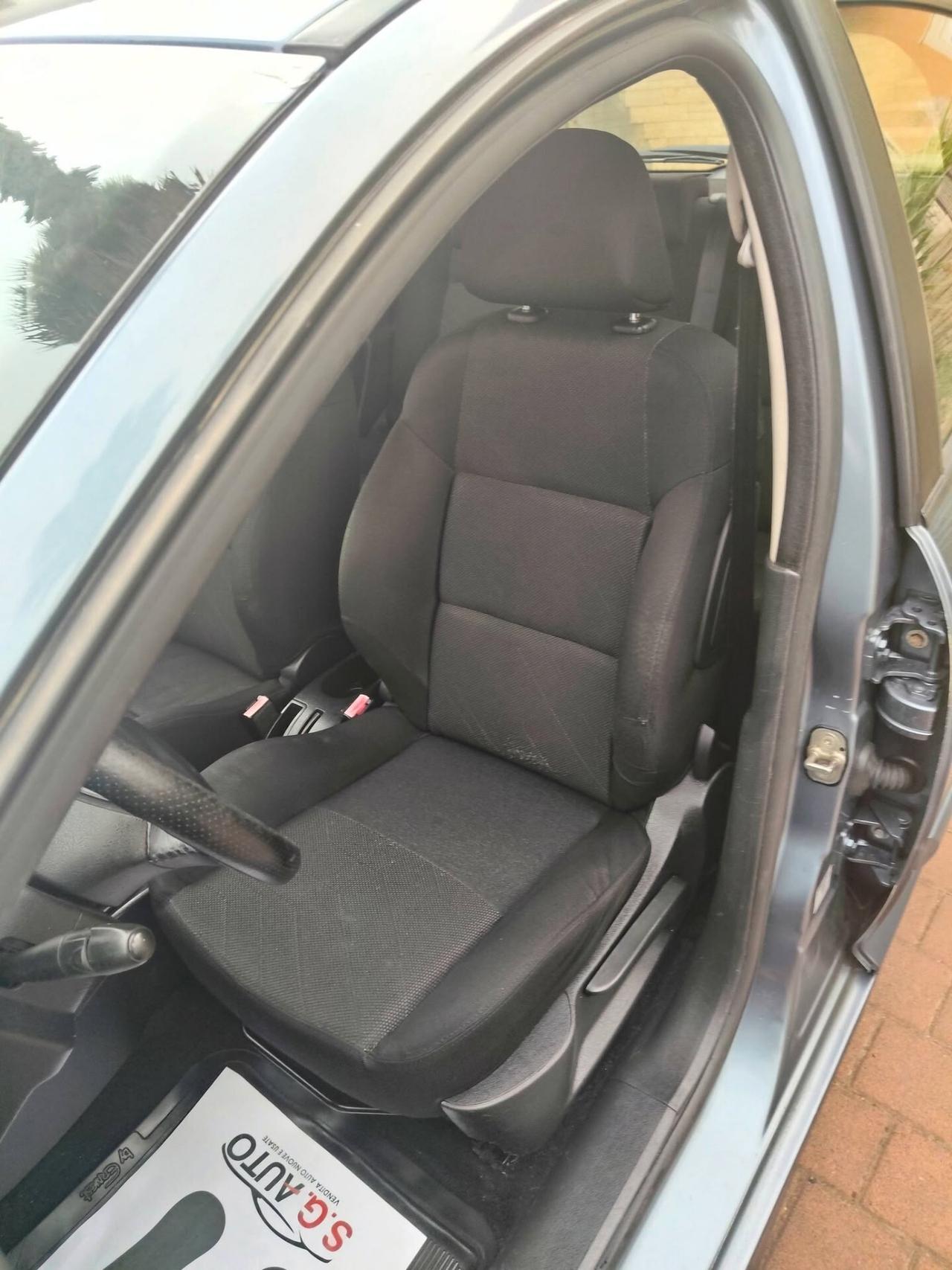 Peugeot 207 1.6 HDi 90CV 5p. XS