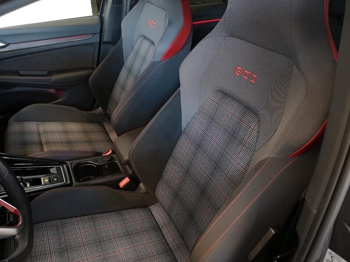 Volkswagen Golf GTI 2.0 TSI DSG MATRIX ACC DCC