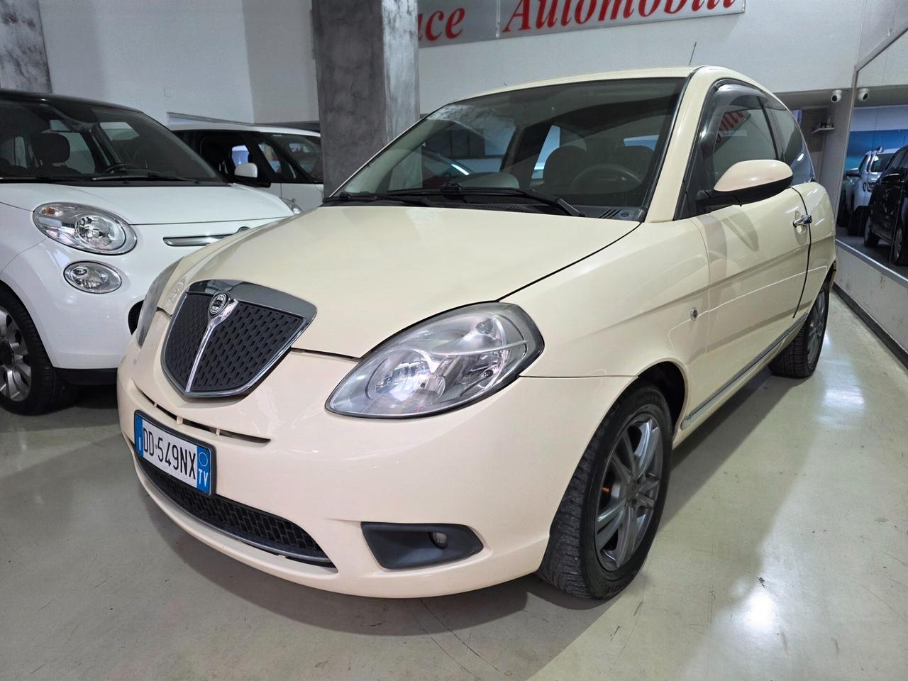 Lancia Ypsilon 1.2 Oro Full Optional