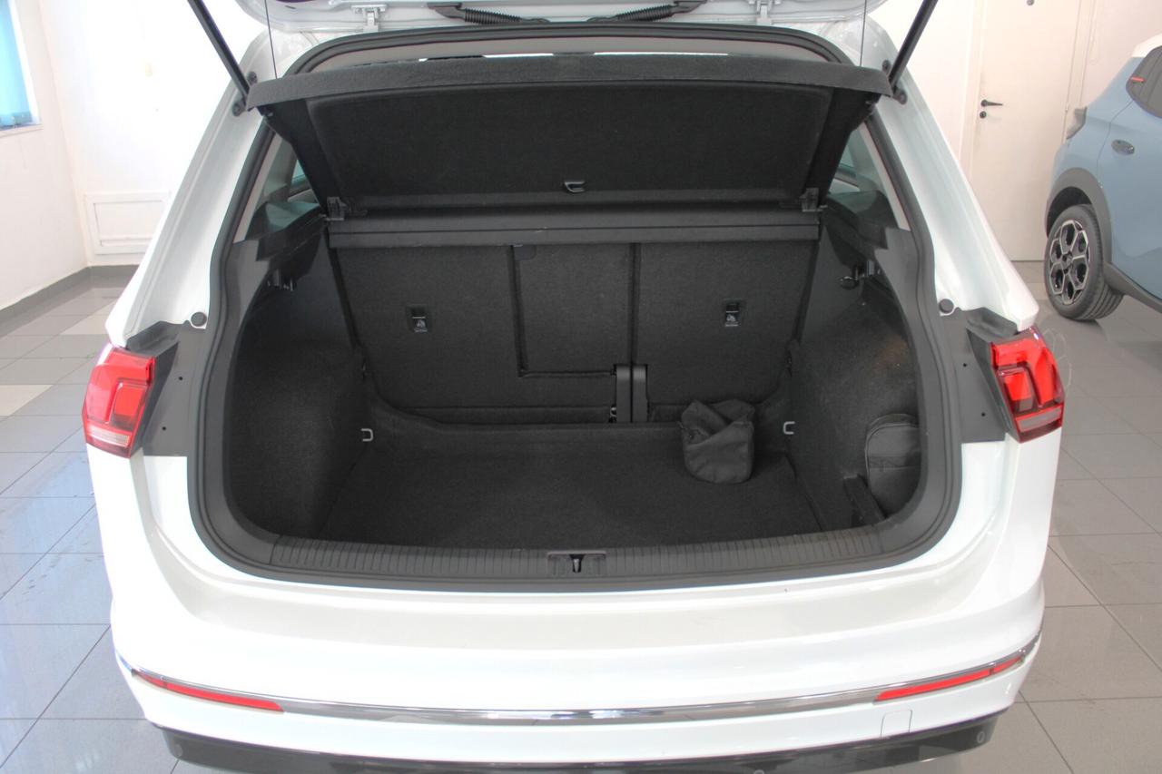 VOLKSWAGEN Tiguan 2.0 TDI R-Line - 2020