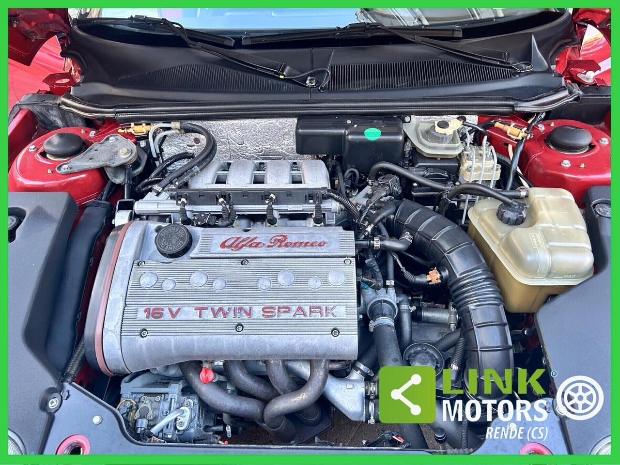 Alfa Romeo Spider 2.0i 16V Twin Spark cat 04/1995