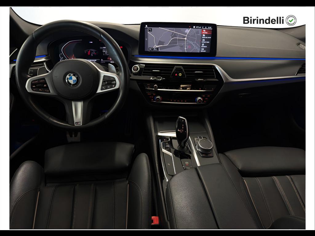 BMW Serie 5(G30/31/F90) - 520d 48V xDrive Touring Msport