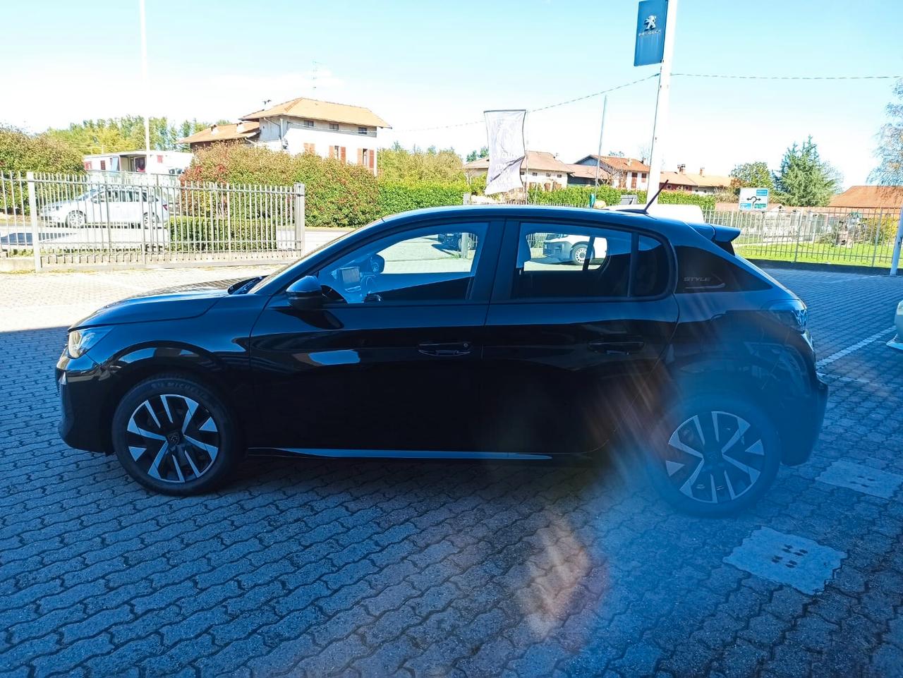 Peugeot 208 PureTech 100 Stop&Start 5 porte Style