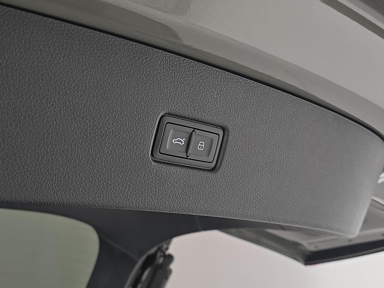 Audi Q5 sportback 40 2.0 tdi mhev 12v s line quattro s-tronic