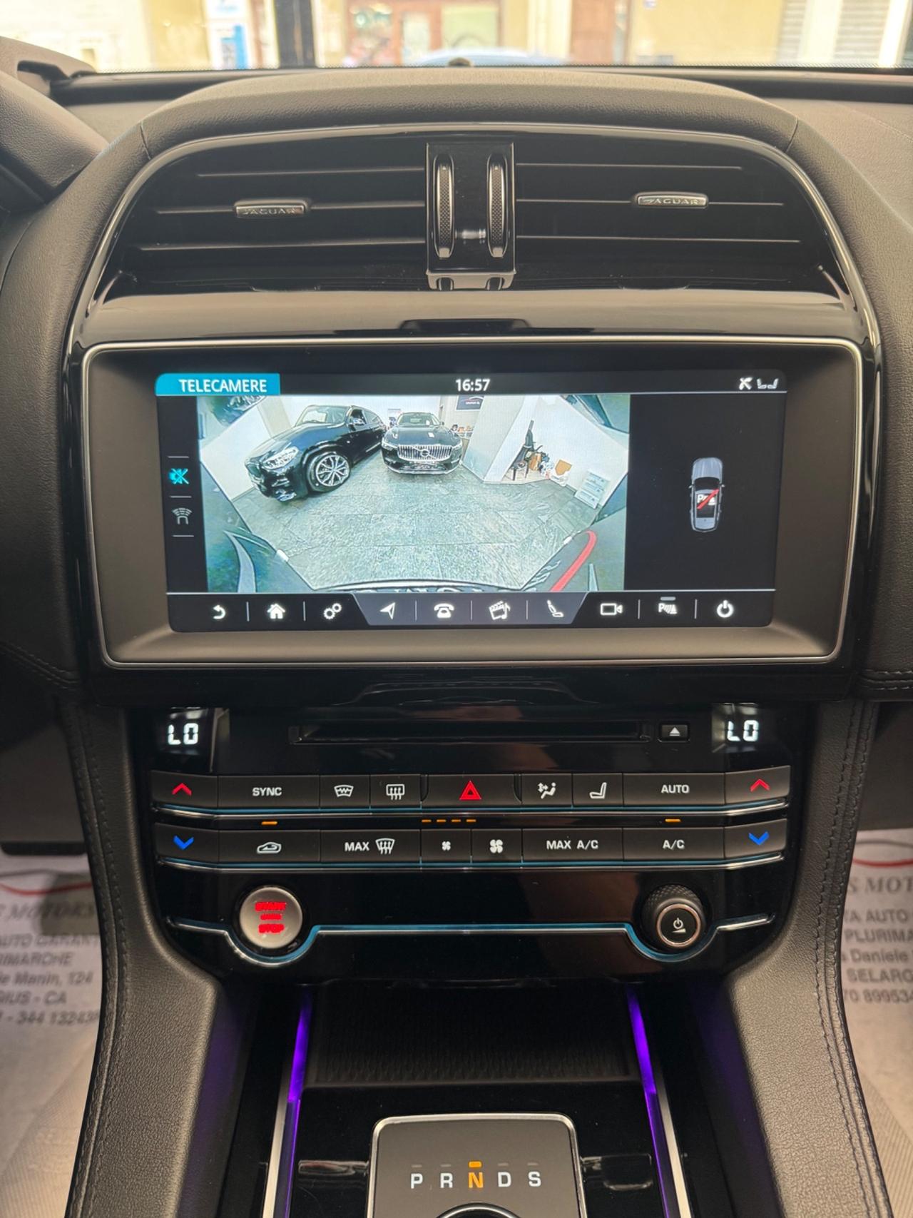 Jaguar F-Pace 2.0 D 180 CV AWD R-Sport Tetto