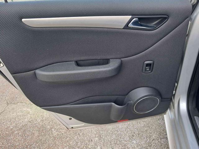 MERCEDES-BENZ B 180 CDI Premium ok neopatentati