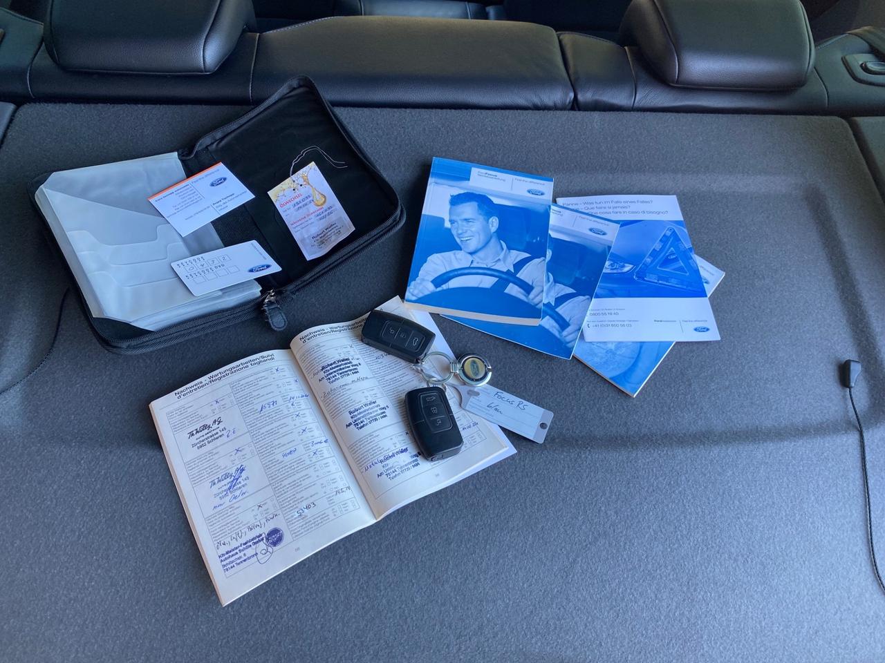 Ford Focus 2.5T (305CV) 3p. RS Performance Blue