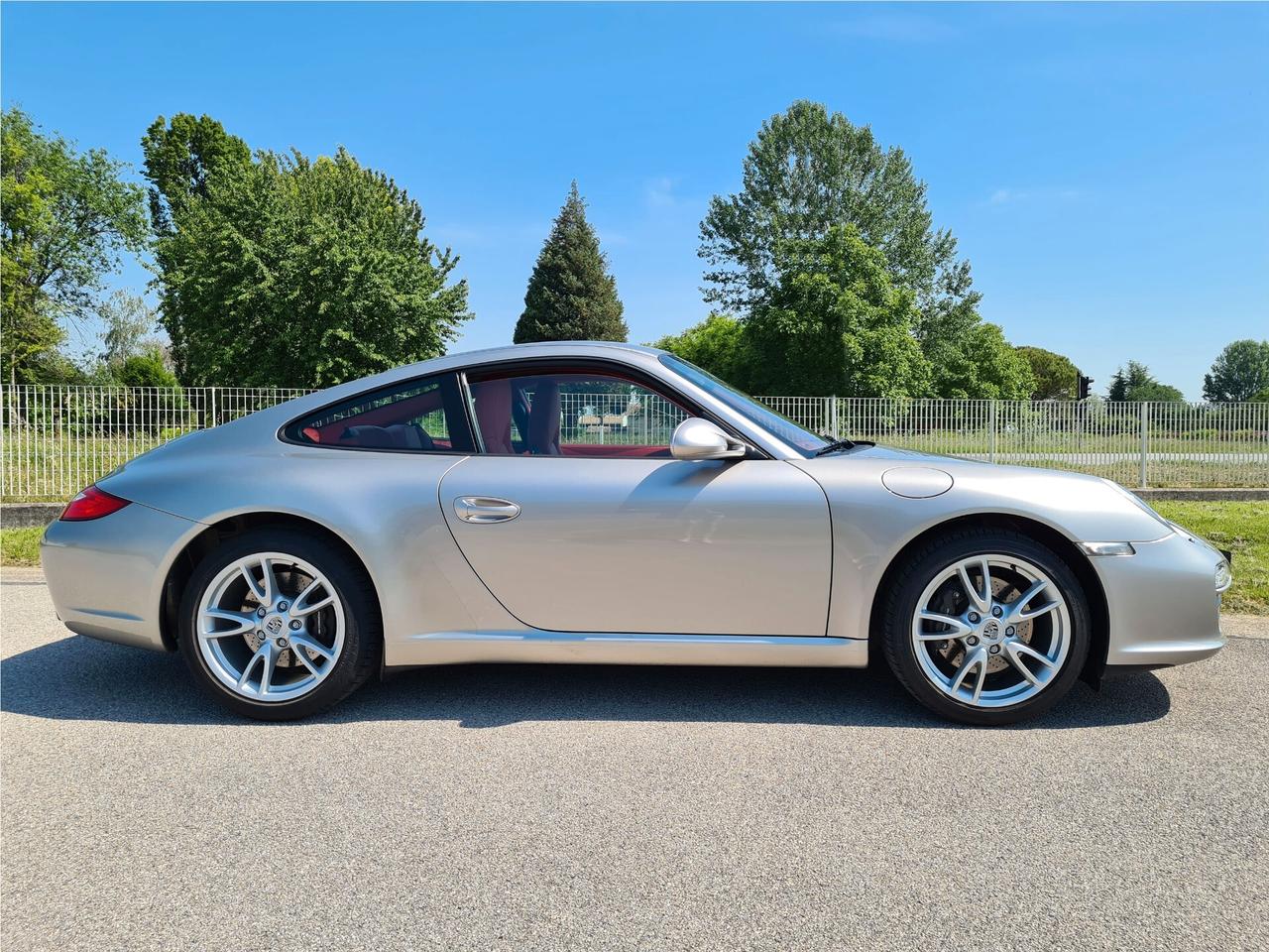 Porsche 911 997.2 Carrera Coupé