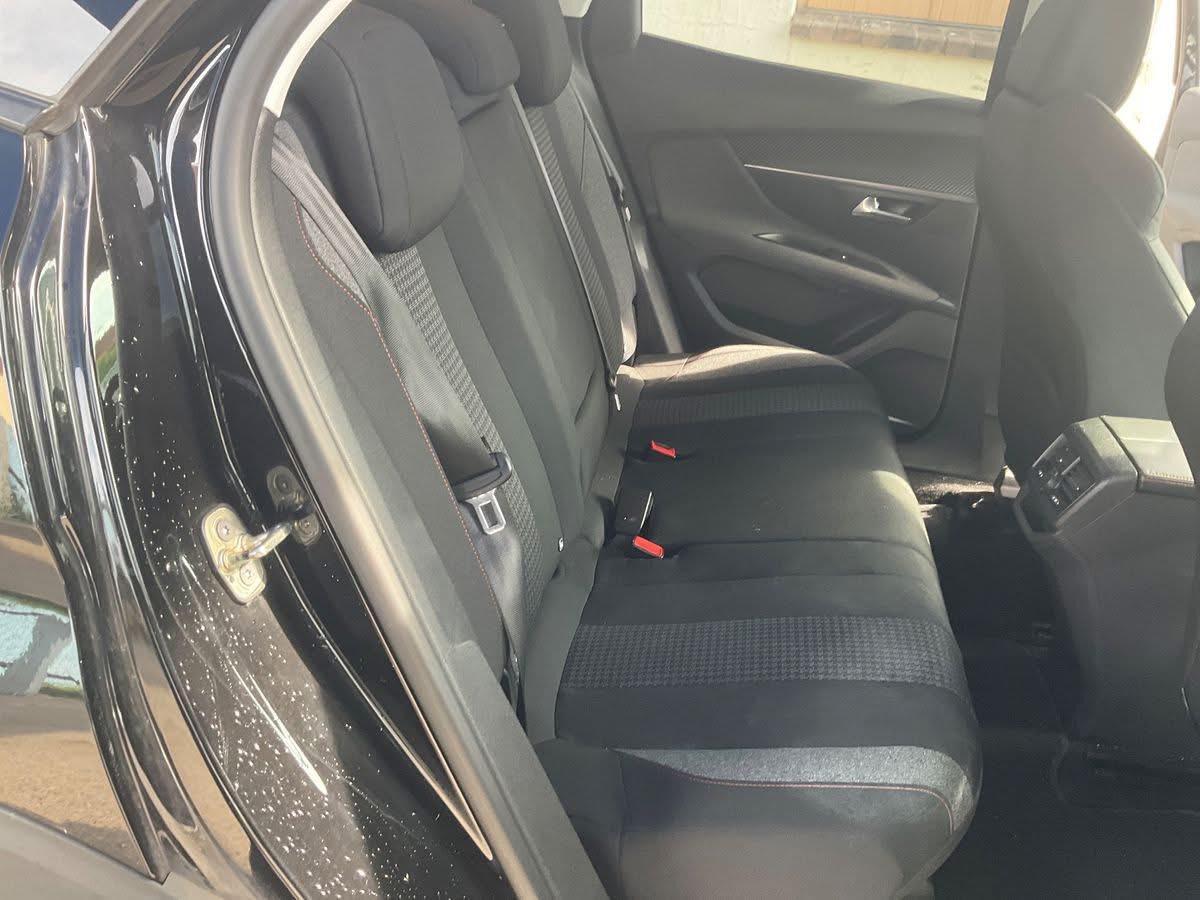 Peugeot 3008 BlueHDi 120 S&S Business