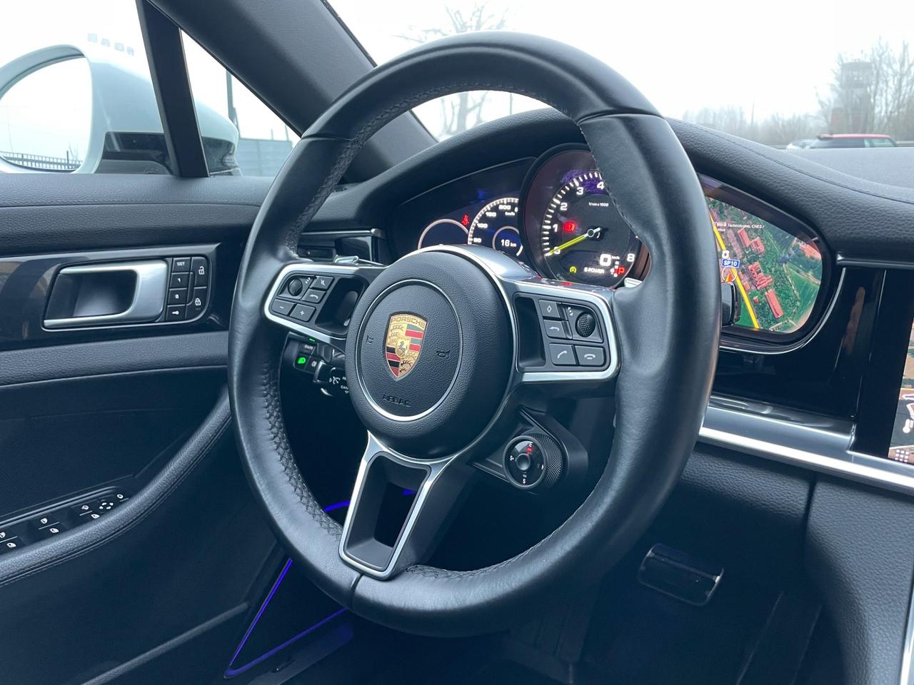 Porsche Panamera 2.9 4 E-Hybrid pacchetto Night