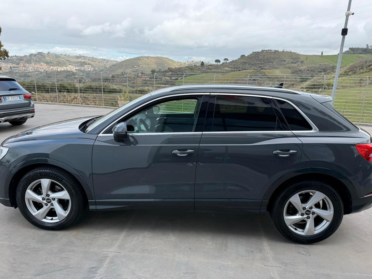 Audi Q3 35 TDI S tronic Business Advanced