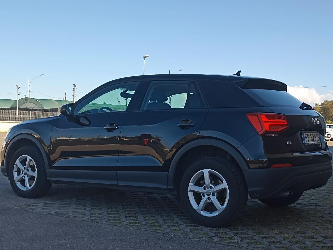 AUDI Q2 1.6 TDI BUSINESS MANUALE KM 90.000 TAGL. AUDI