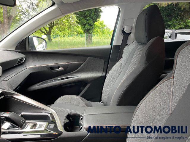 PEUGEOT 5008 1.5 BLUEHDI 130 CV AUTOMATICA 7 POSTI NAVIGATORE