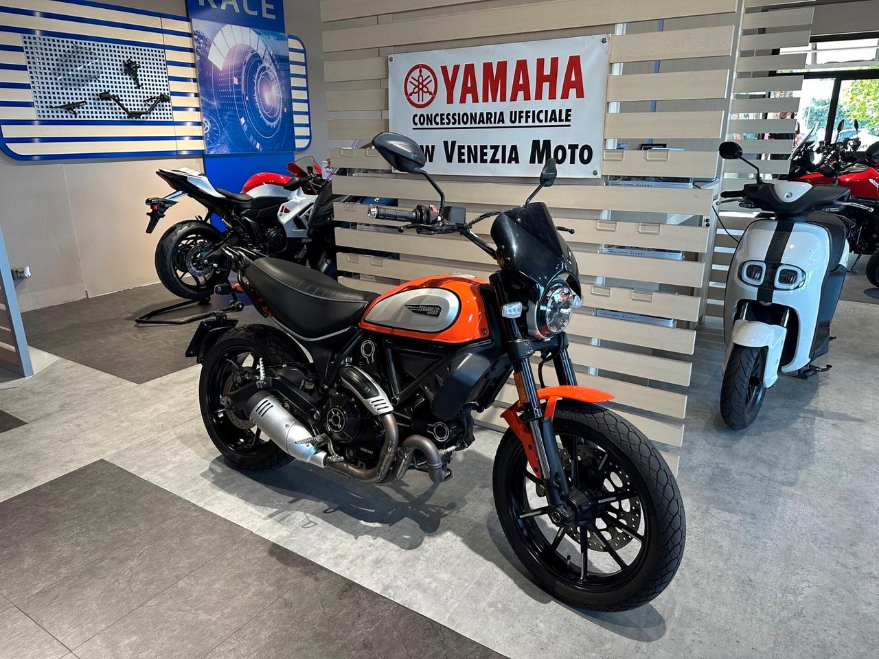 Ducati Scrambler 800 Icon - 2020