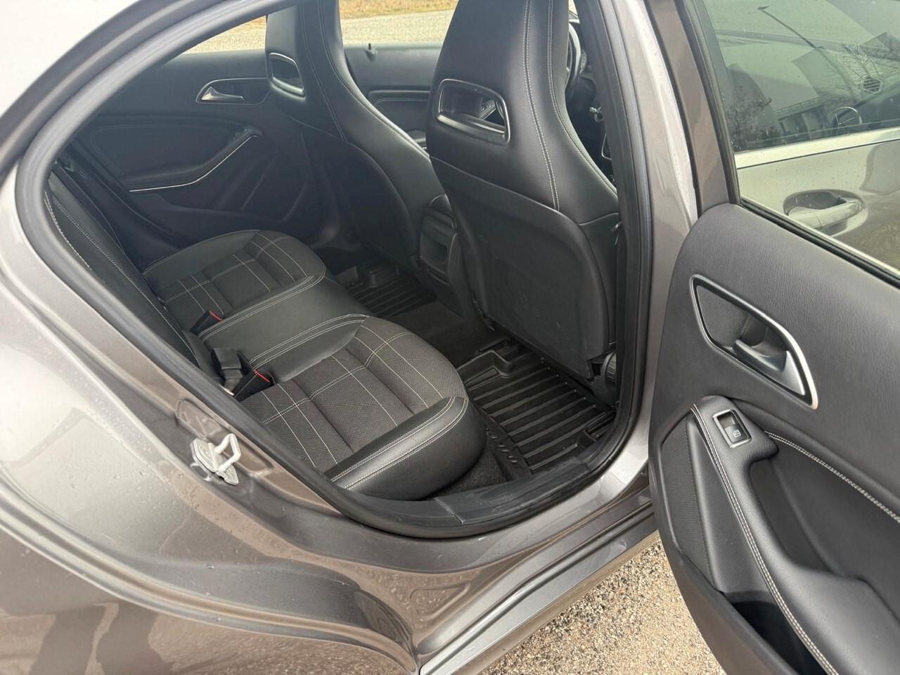 Mercedes-benz A 180 CDI Dark Night Edition