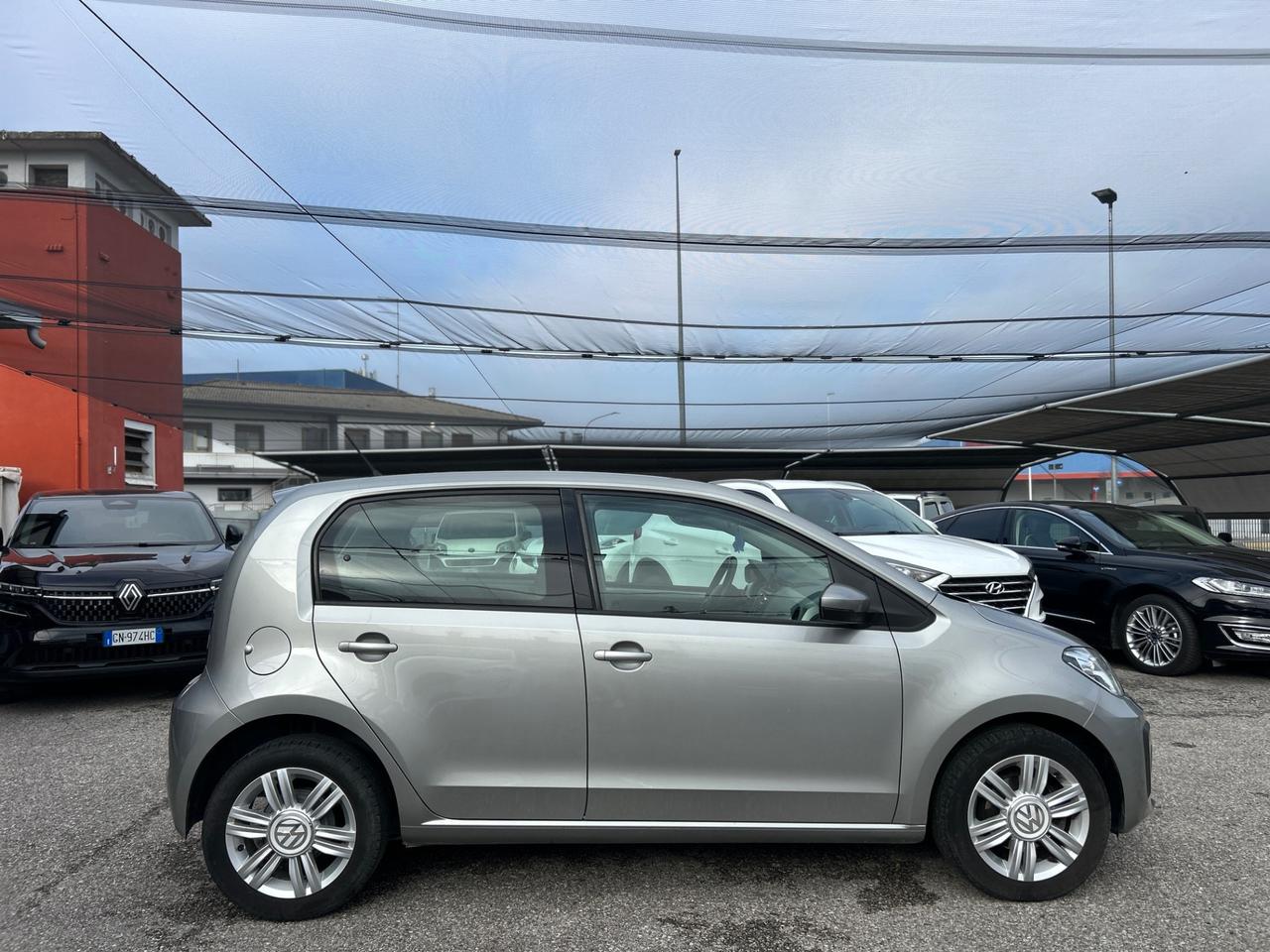 Volkswagen up! 5 Porte up! 5p 1.0 High up! 75cv