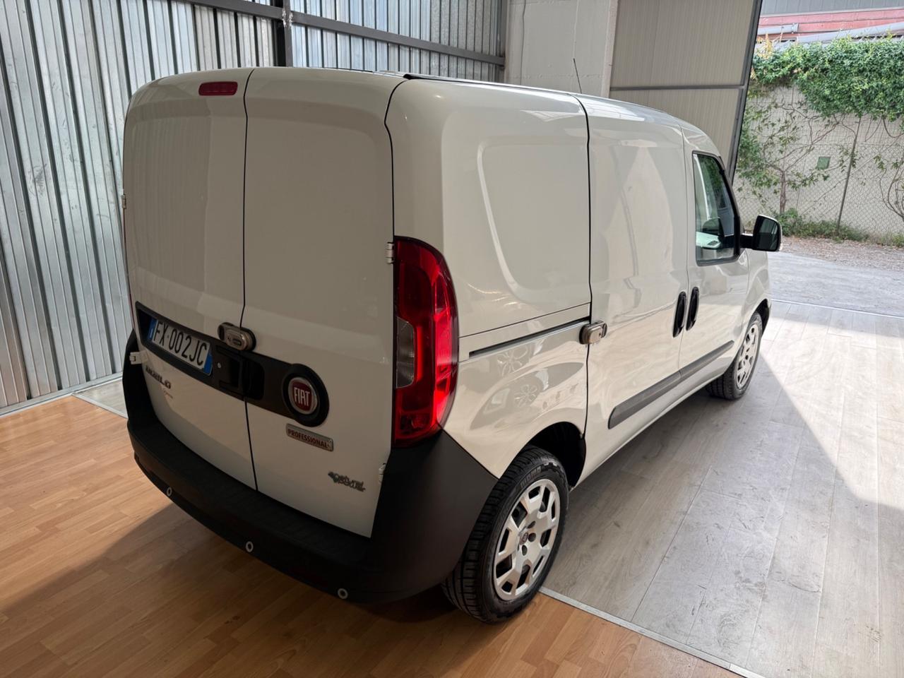 Fiat dobló 1.4 benzina/metano 3 posti