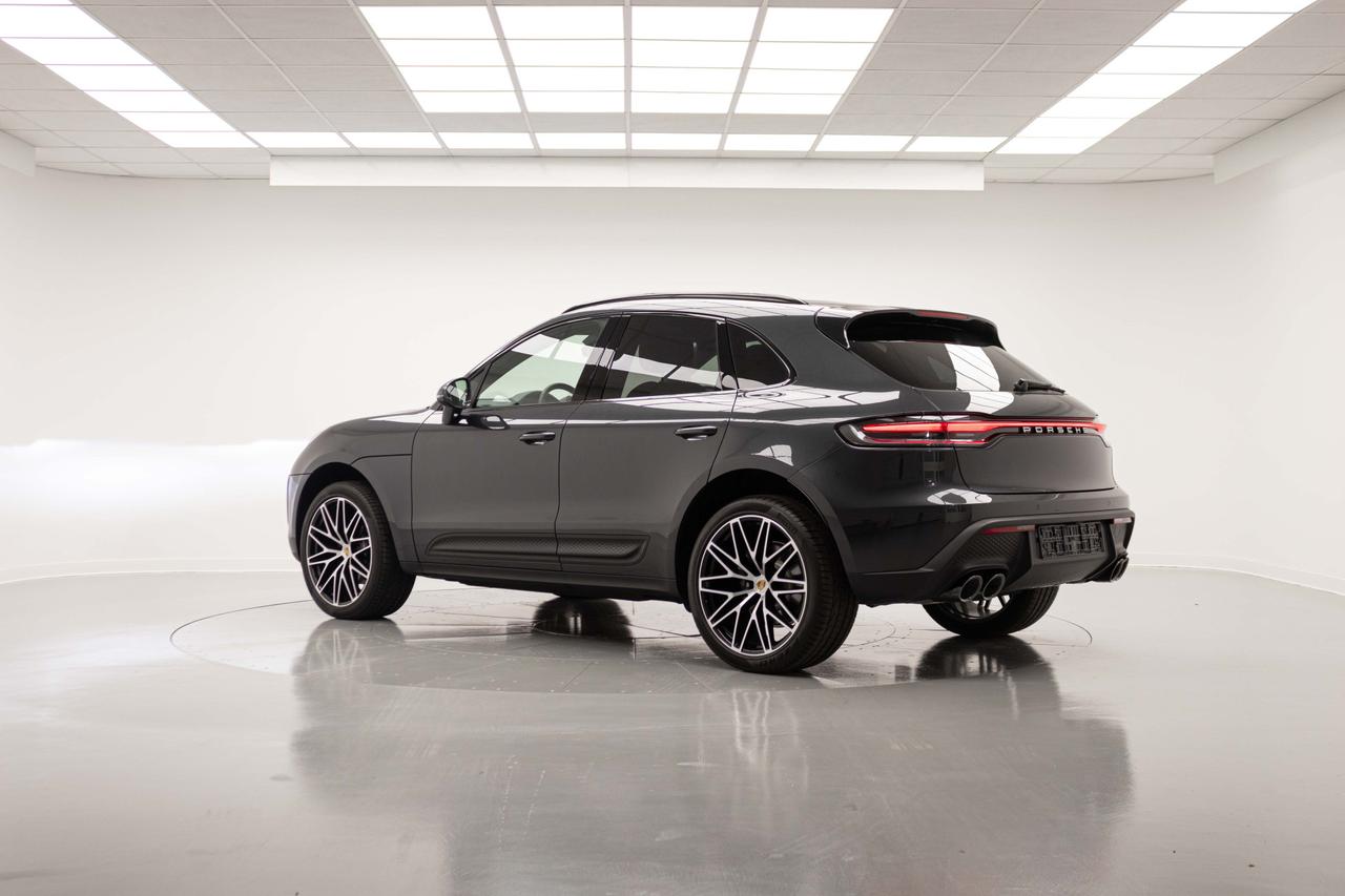 PORSCHE MACAN 2.0