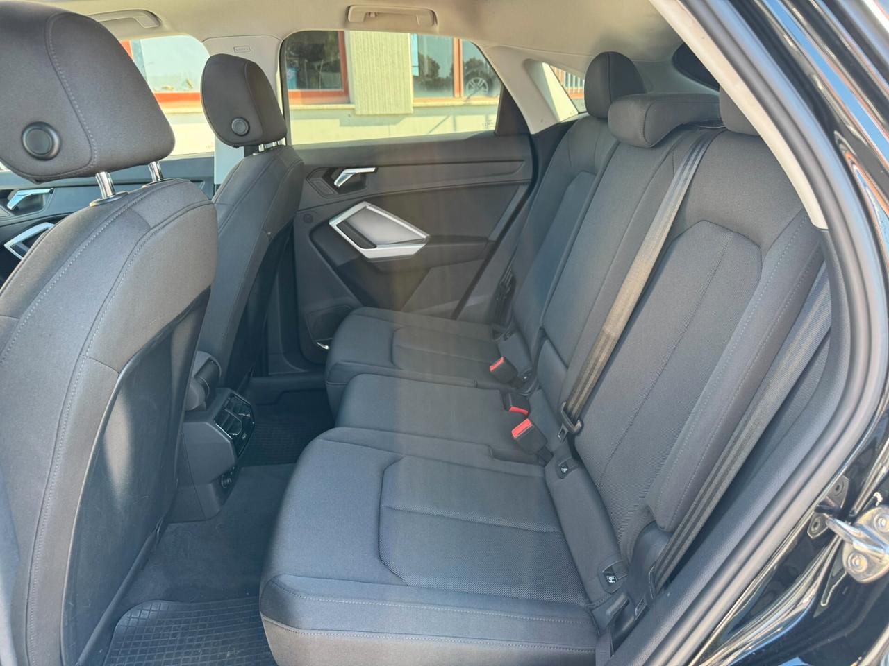 Audi Q3 SPB 150cv TDI S tronic Tetto Apribile