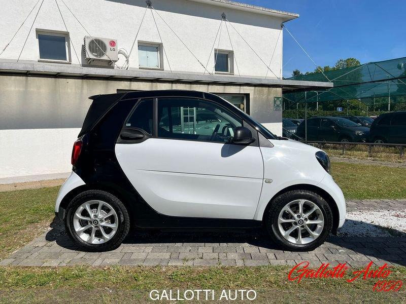 smart fortwo cabrio 1.0 71cv-SENZA VINCOLI DI FINANZIAMENTO