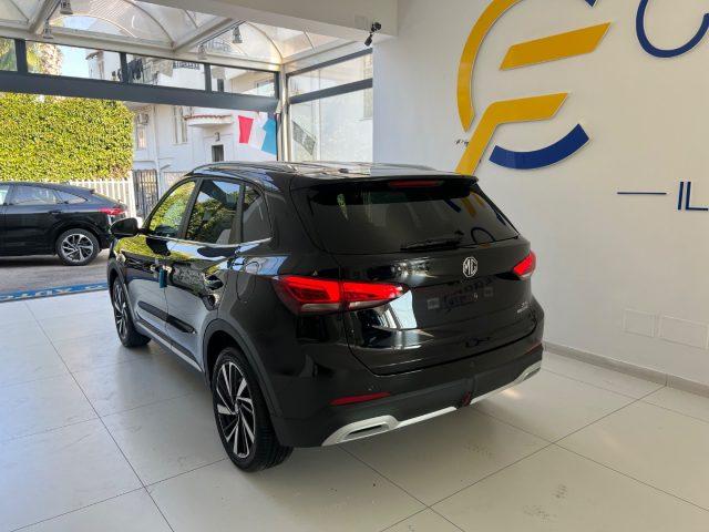MG ZS 1.5 Hybrid+ Luxury tua da e249,00 mensili