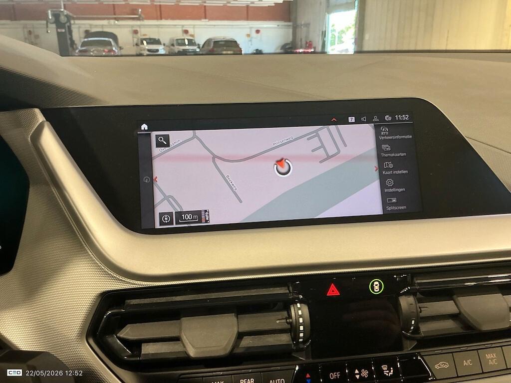 BMW 116D 115CV STEPTRONIC BUSINESS ADVANTAGE ( FARI LED - BMW DIGITAL COCKPIT - CRUISE - NAVI - MIRROR - PDC )