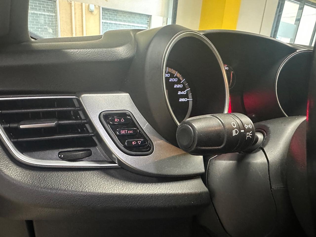 Alfa Romeo Giulietta 1.6 JTDm-2 105 CV Distinctive