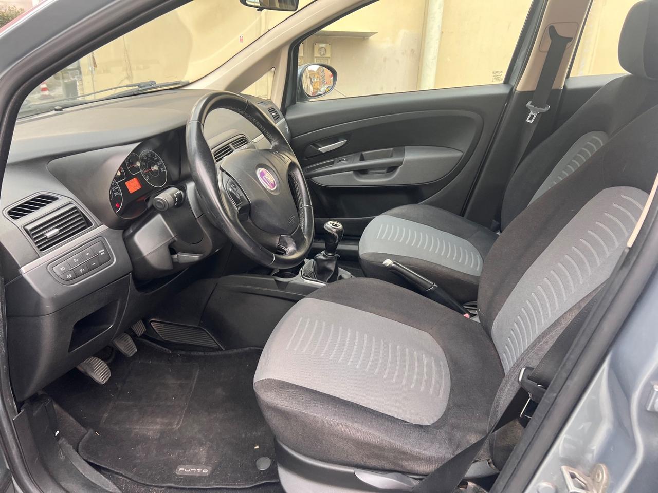 Fiat grande Punto 1.3 MJT 16V 5 porte con soli 70.000km