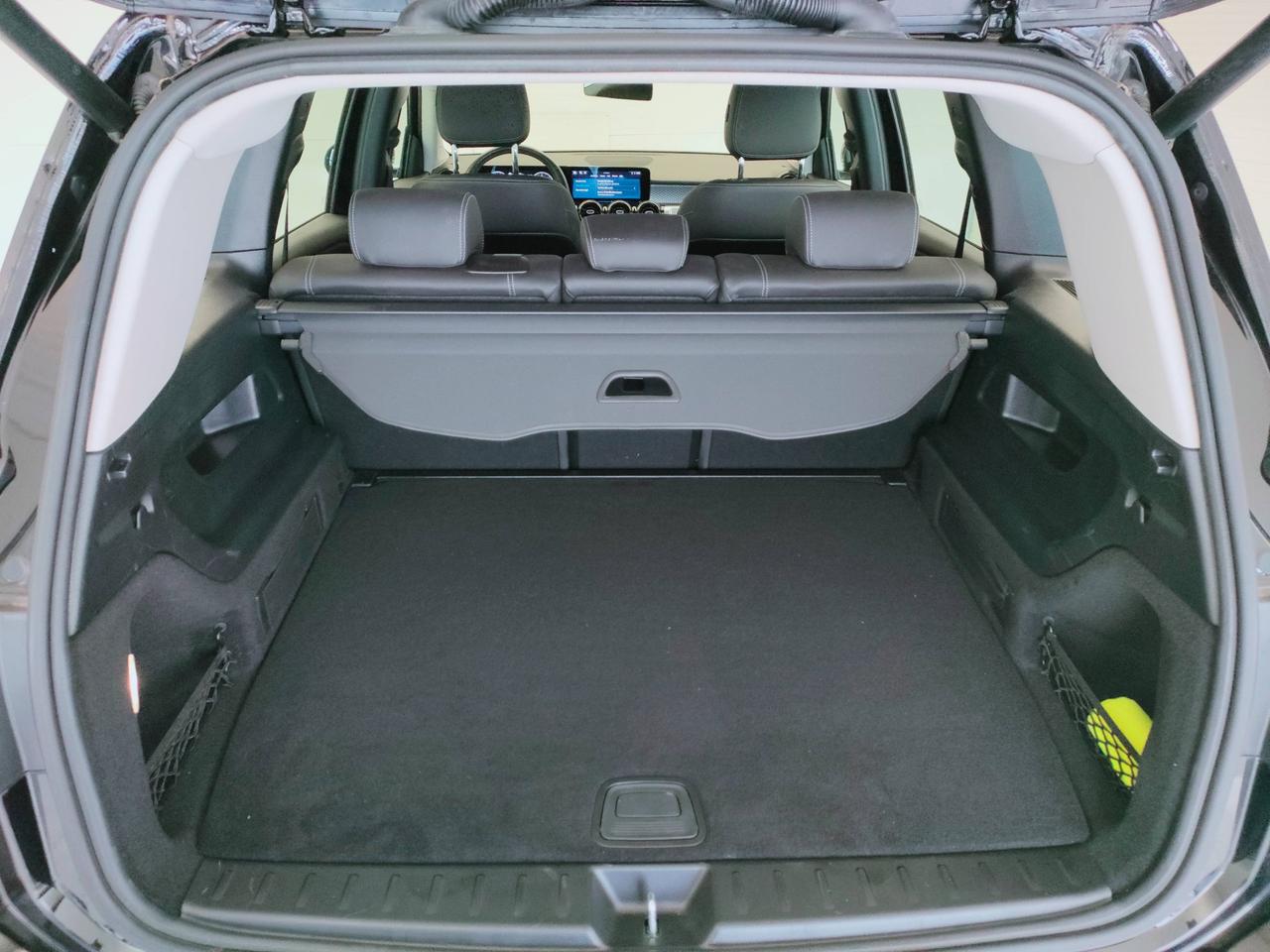 Mercedes-Benz GLB - X247 2023 - GLB 180 d Advanced auto