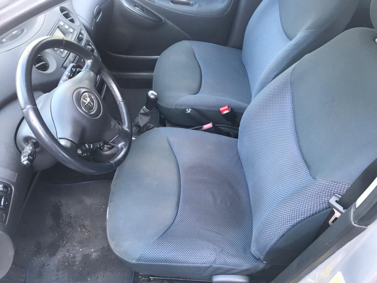 Toyota Yaris 1.0i 16V cat 5 porte Sol Unico proprietario