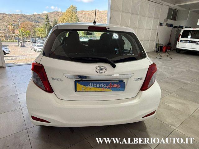 TOYOTA Yaris 1.0 5 porte Lounge