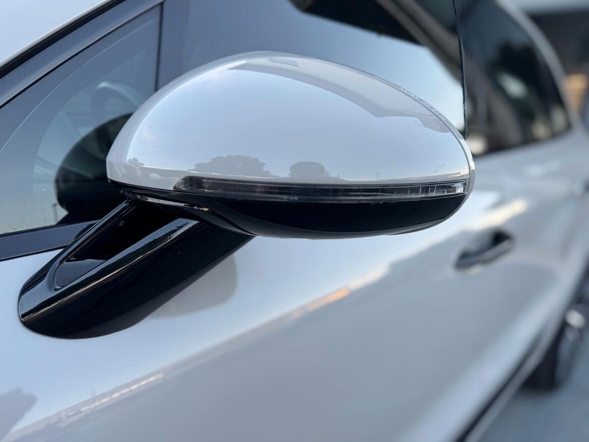 Porsche Macan 2.0 T 265 cv FULLL
