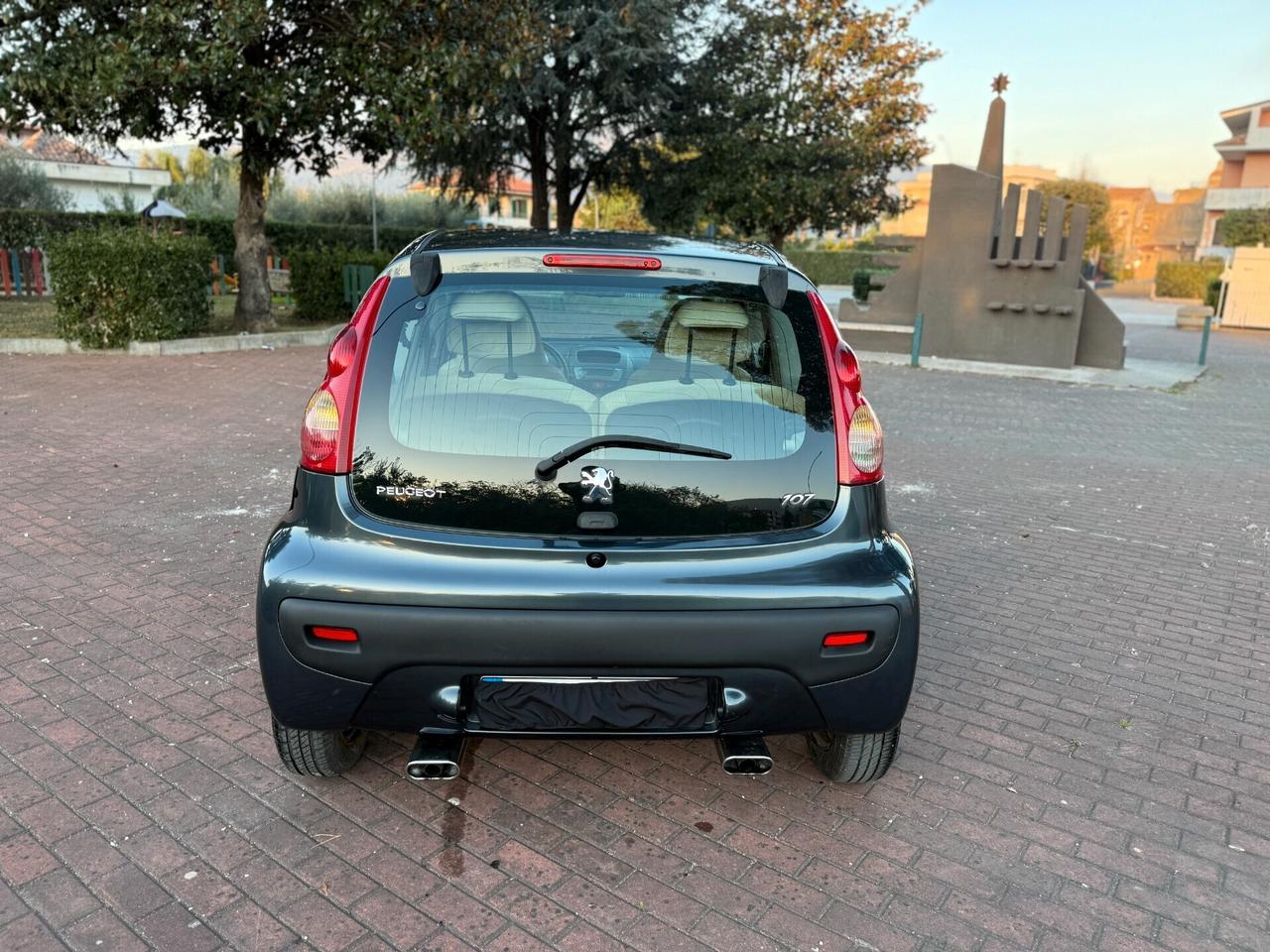 Peugeot 107 1.0 68CV 3p. Sweet Years neopatentati,ottime condizioni