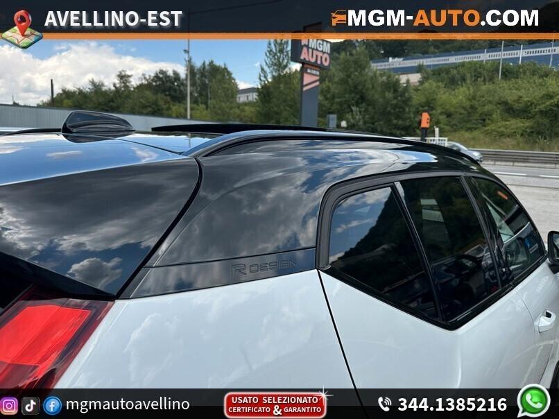 VOLVO XC40 D4 AWD Geartronic R-design - TETTO