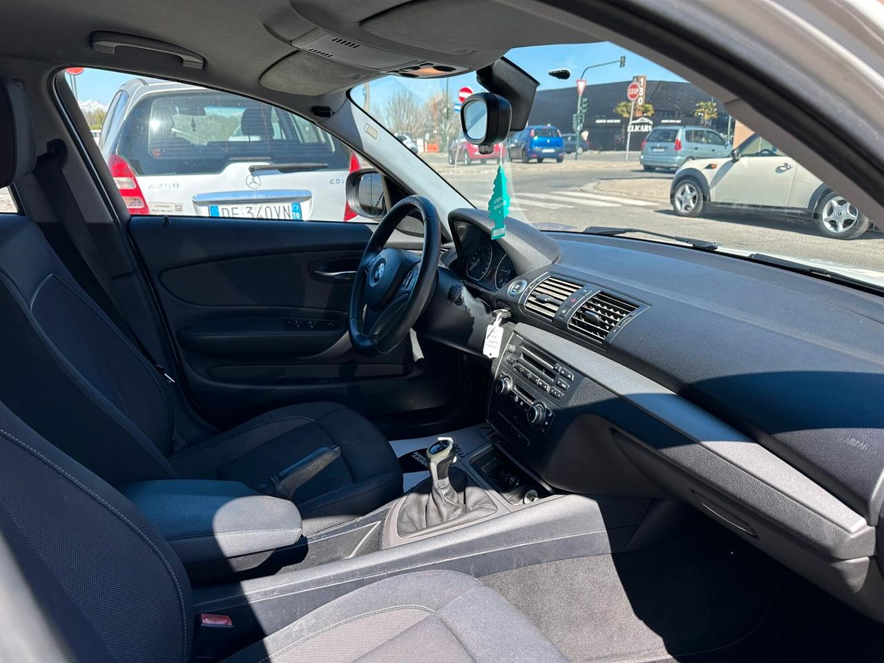 Bmw 118 118d 2.0 143CV cat 5 porte Futura