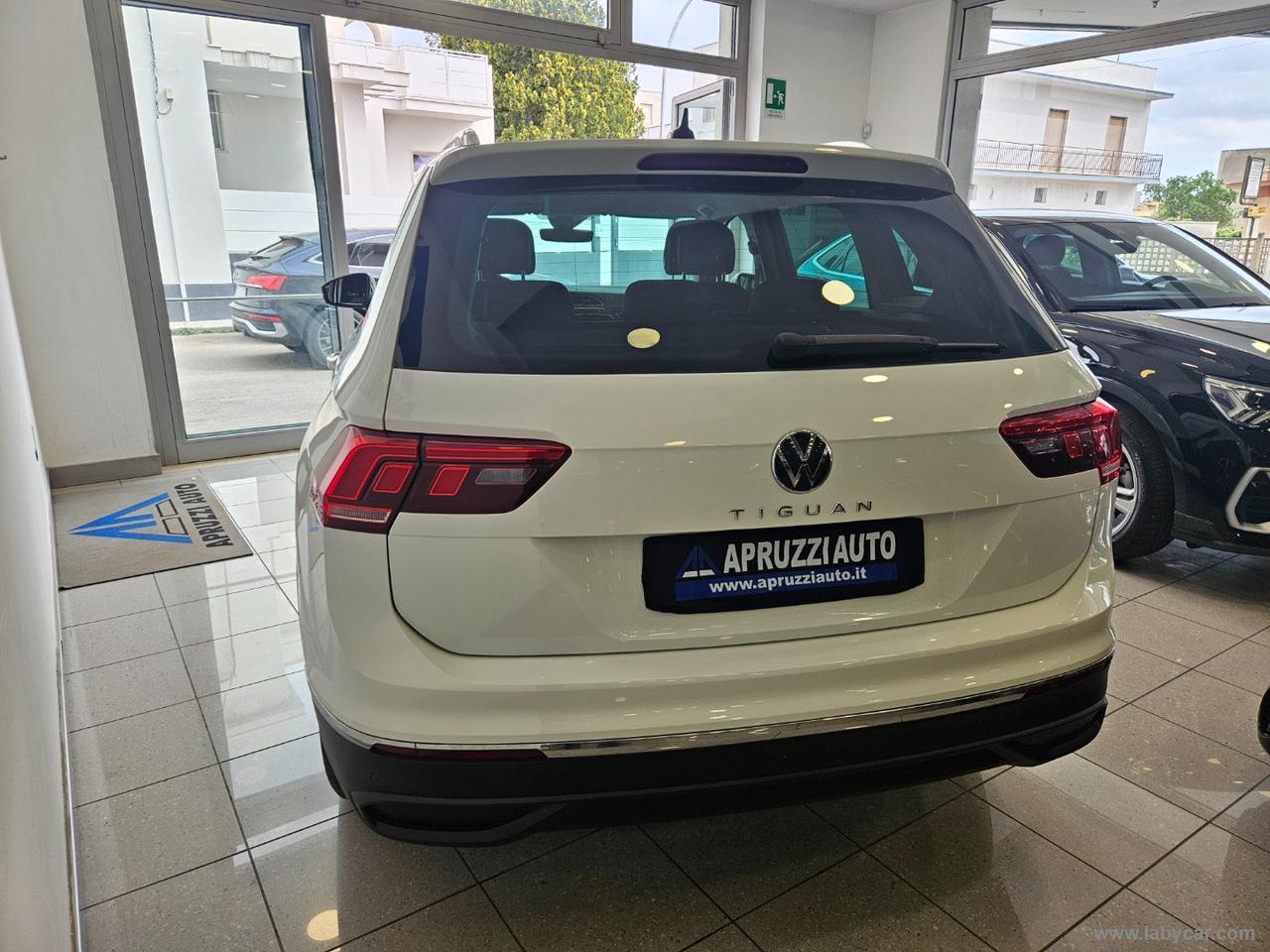 VOLKSWAGEN Tiguan 2.0 TDI 150CV SCR DSG Life