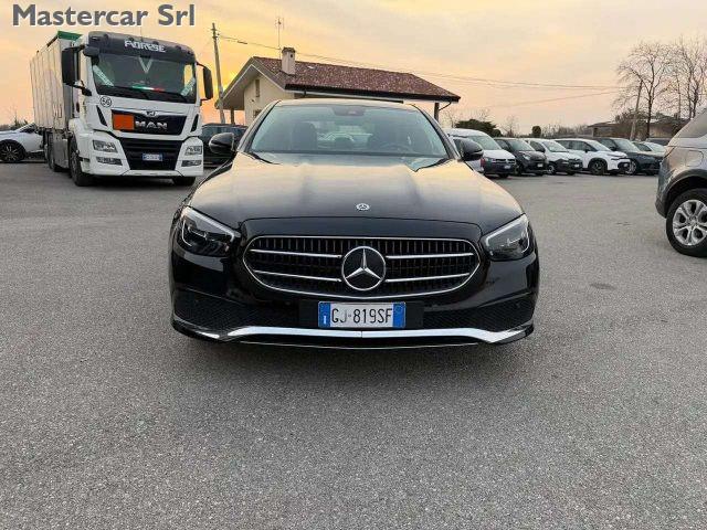MERCEDES-BENZ E 200 Classe E - W213 Berlina d Sport auto - GJ819SF