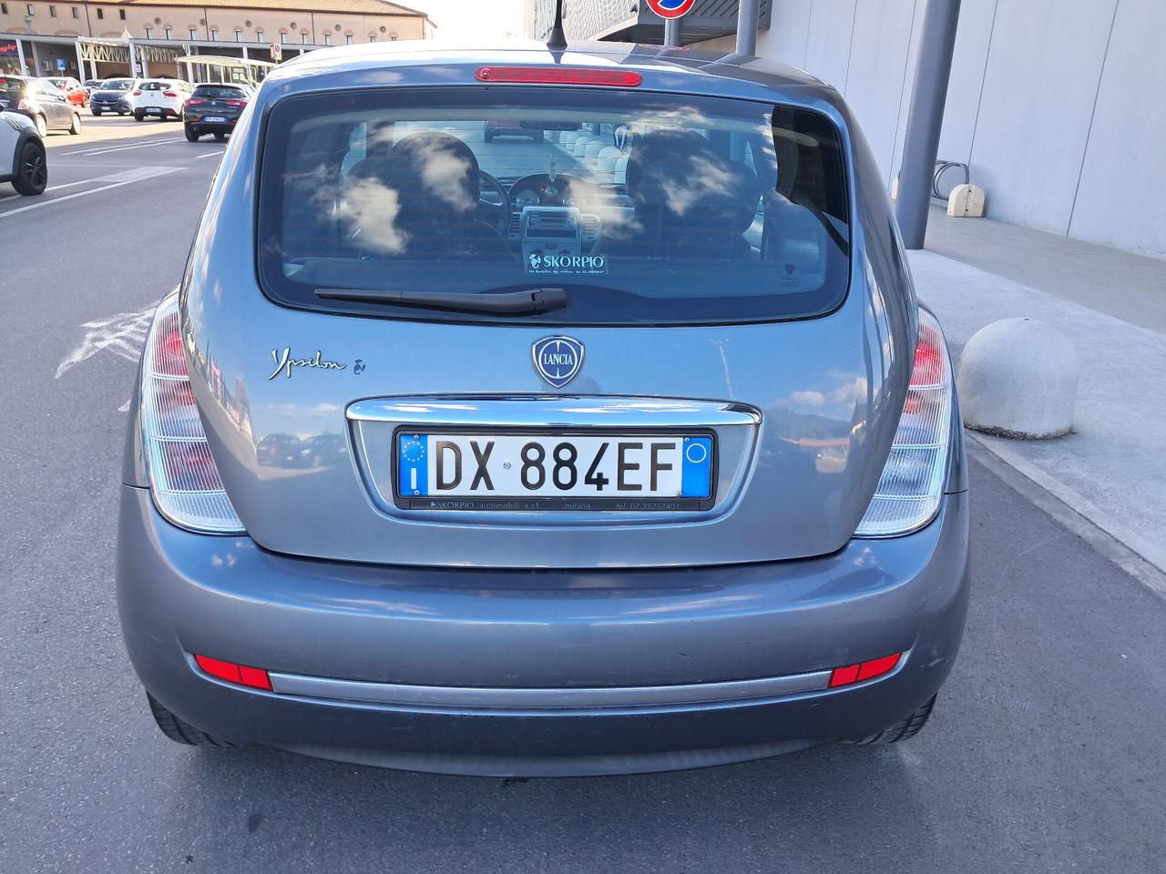 Lancia Ypsilon 1.2 Argento