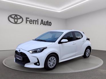 TOYOTA Yaris 1.5h active del 2023